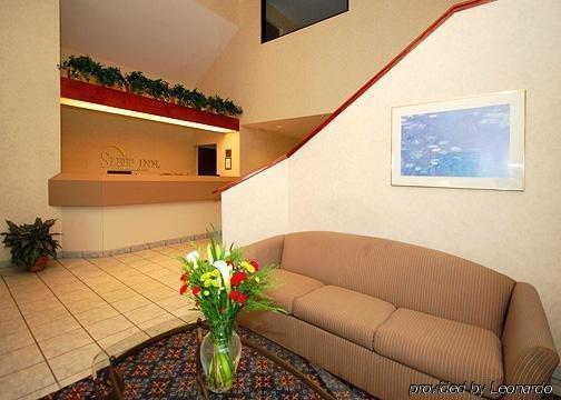 Inn Sleep Richmond North 3*